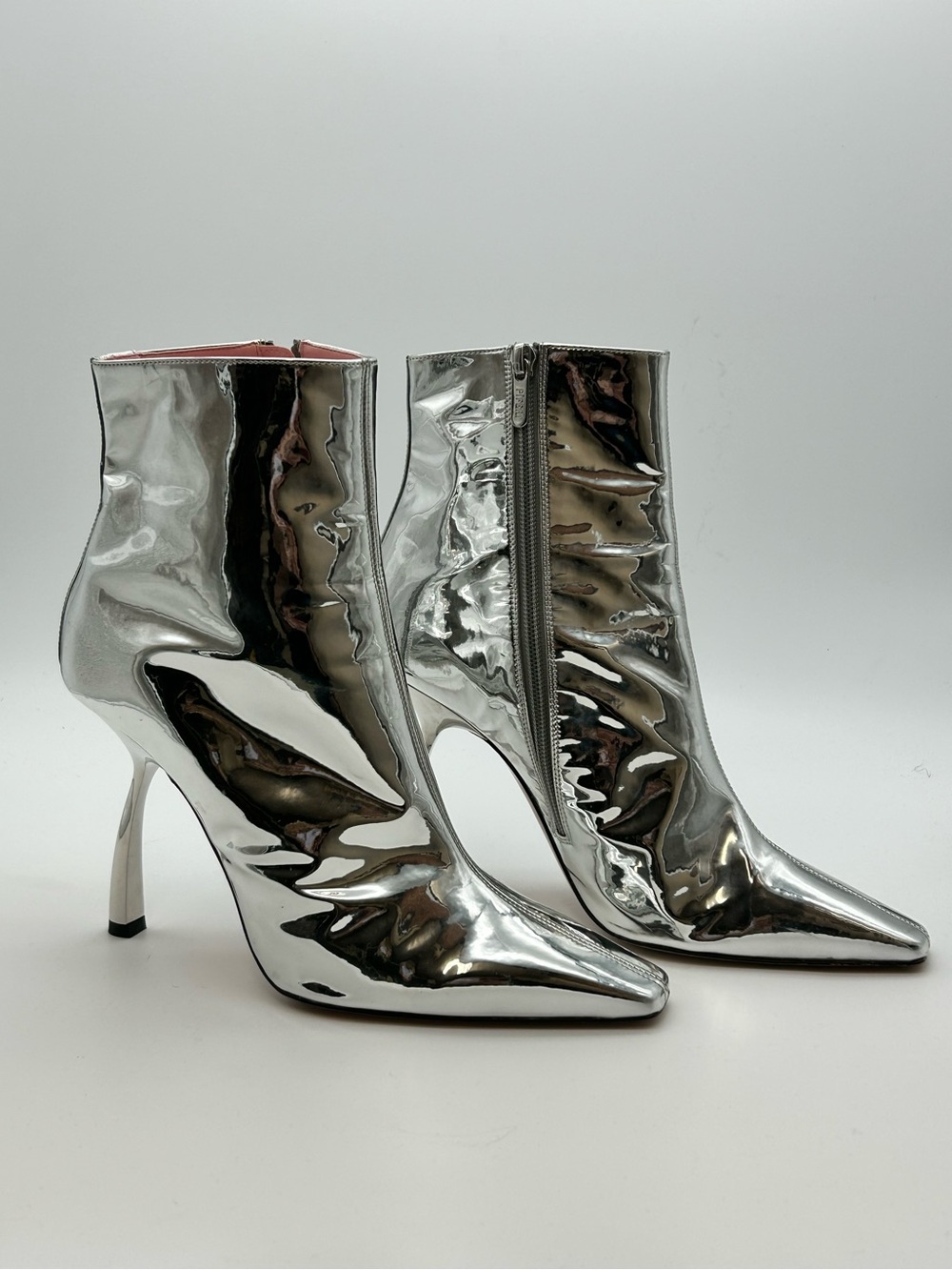 Piferi Metallic Silver Pointed-Toe Ankle Booties size 40